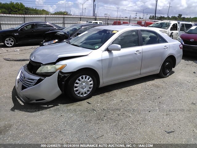 4T1BE46K29U311425 - 2009 TOYOTA CAMRY SE/LE/XLE SILVER photo 2