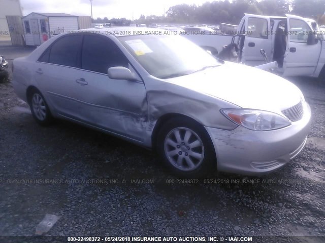 4T1BE32K12U573040 - 2002 TOYOTA CAMRY LE/XLE/SE ვერცხლისფერი ფოტო 1