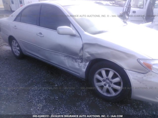 4T1BE32K12U573040 - 2002 TOYOTA CAMRY LE/XLE/SE ვერცხლისფერი ფოტო 6