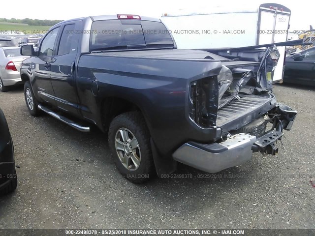 5TFUW5F13EX403689 - 2014 TOYOTA TUNDRA DOUBLE CAB SR/SR5 GRAY photo 3