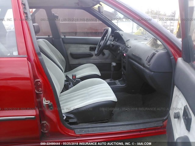 1Y1SK5464NZ075751 - 1992 GEO PRIZM LSI RED photo 5