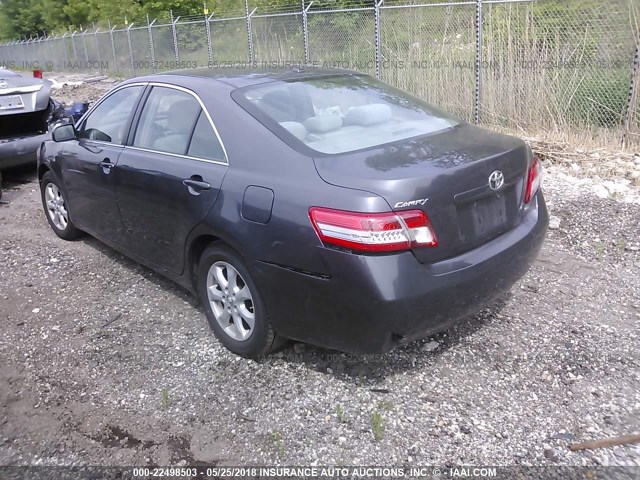 4T4BF3EK1BR217413 - 2011 TOYOTA CAMRY SE/LE/XLE 灰色 照片 3