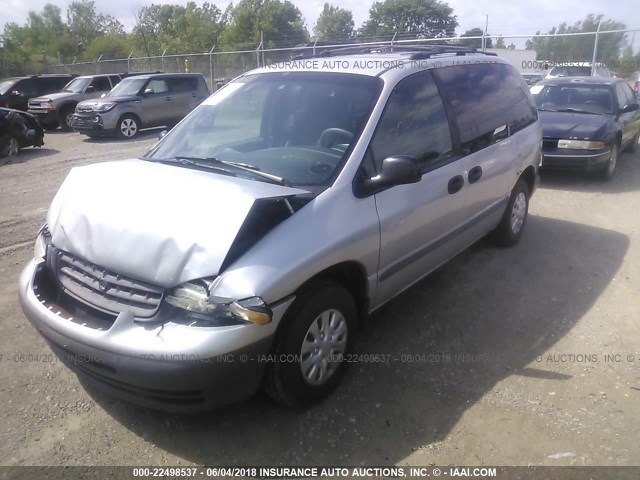 2P4GP2531YR514669 - 2000 PLYMOUTH VOYAGER SILVER photo 2