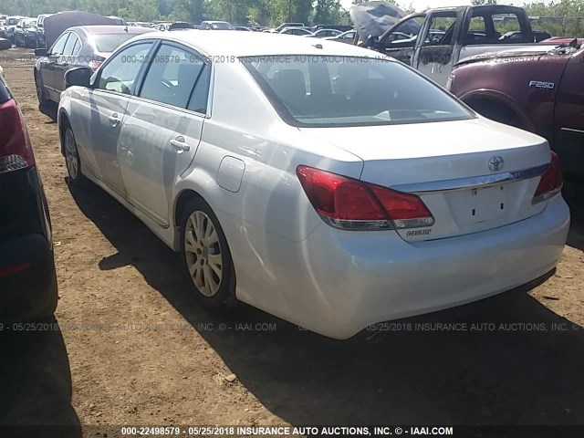 4T1BK3DB0BU411521 - 2011 TOYOTA AVALON LIMITED WHITE photo 3