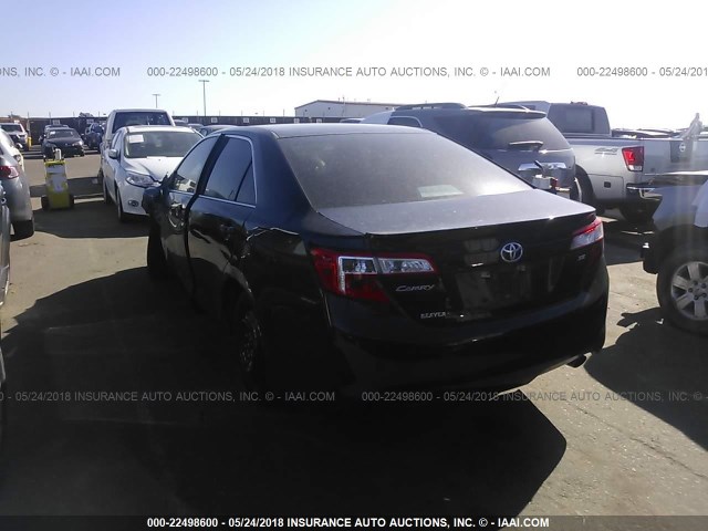 4T1BF1FK4EU735386 - 2014 TOYOTA CAMRY L/SE/LE/XLE 黑色 照片 3