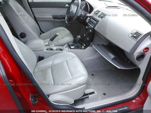 YV1MS382272264333 - 2007 VOLVO S40 2.4I RED photo 5