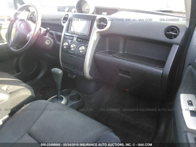 JTLKT324450197347 - 2005 TOYOTA SCION XB GRAY photo 5