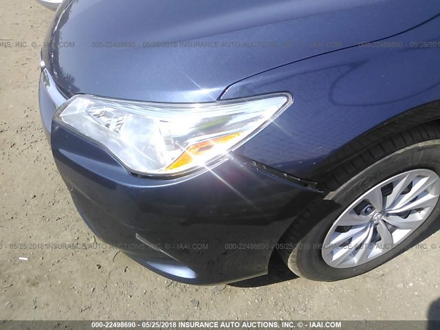 4T4BF1FK9FR486462 - 2015 TOYOTA CAMRY LE/XLE/SE/XSE ლურჯი ფოტო 6