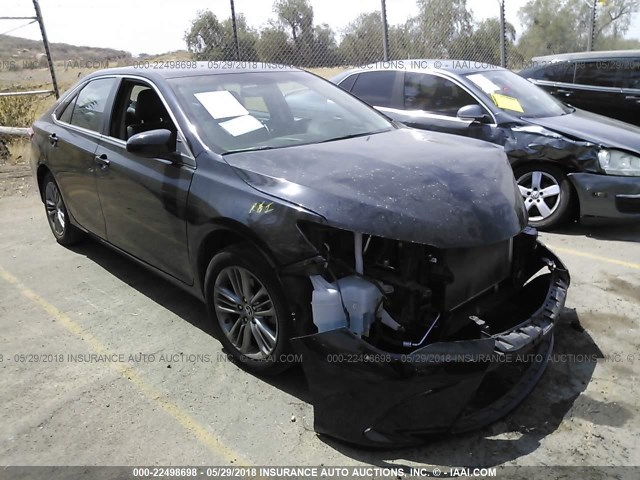 4T1BF1FK9GU137183 - 2016 TOYOTA CAMRY LE/XLE/SE/XSE BLACK photo 1