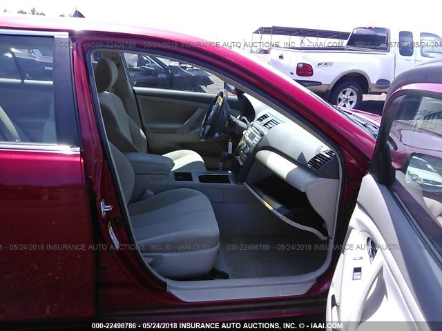 4T1BE46K57U027218 - 2007 TOYOTA CAMRY NEW GENERAT CE/LE/XLE/SE RED photo 5
