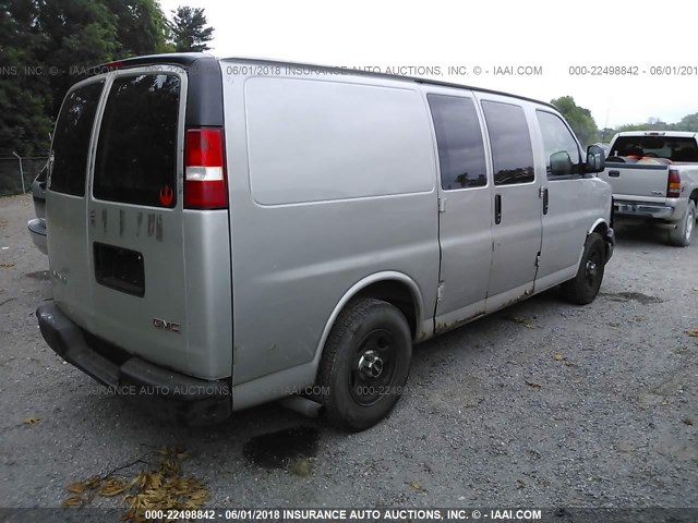 1GTFG15X361131136 - 2006 GMC SAVANA SILVER photo 4