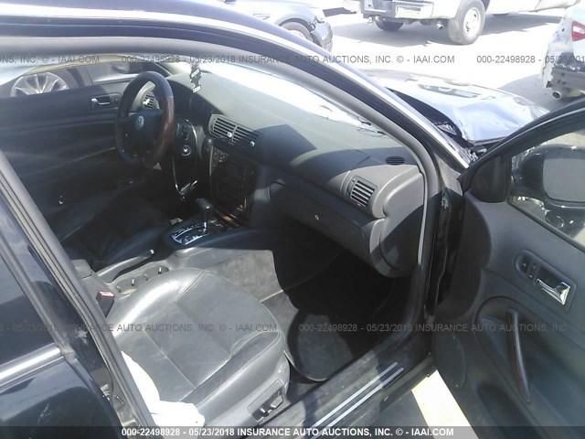 WVWRH63B54P152756 - 2004 VOLKSWAGEN PASSAT GLX 黑色 照片 5