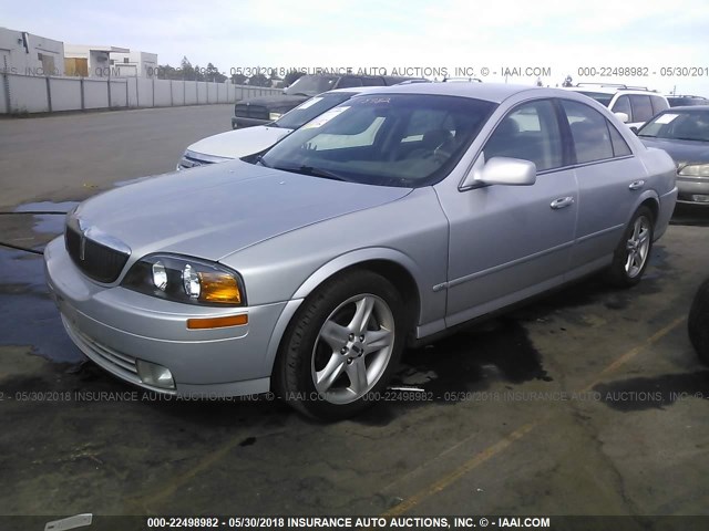 1LNHM87A1YY775856 - 2000 LINCOLN LS 银色 照片 2