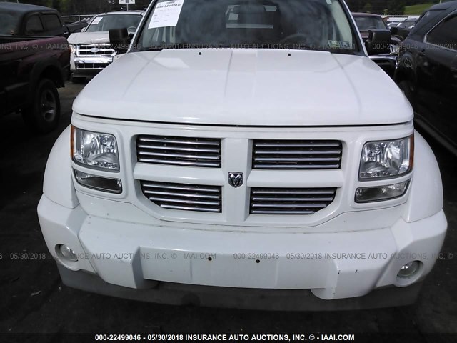 1D4PU4GK8BW517387 - 2011 DODGE NITRO HEAT WHITE photo 6