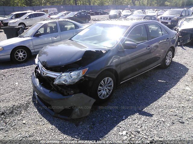 4T1BF1FK2EU461895 - 2014 TOYOTA CAMRY L/SE/LE/XLE Boz foto 2