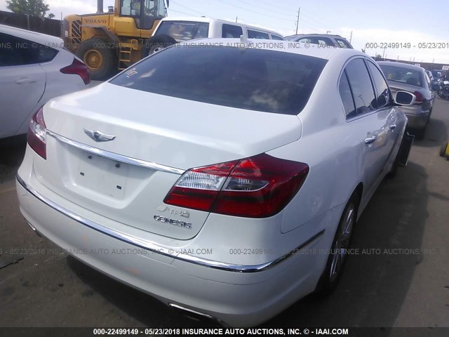 KMHGC4DD6DU228847 - 2013 HYUNDAI GENESIS 3.8L WHITE photo 4