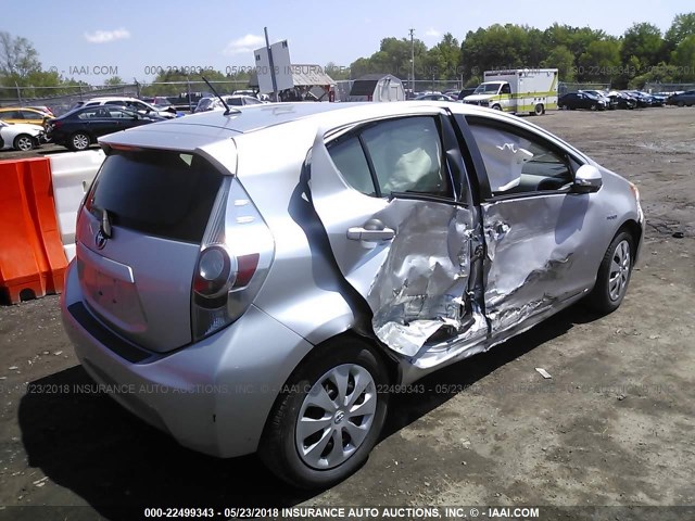 JTDKDTB31C1506084 - 2012 TOYOTA PRIUS C SILVER photo 4