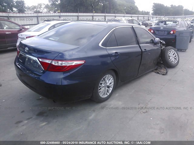 4T1BF1FK0GU598675 - 2016 TOYOTA CAMRY LE/XLE/SE/XSE 蓝色 照片 4