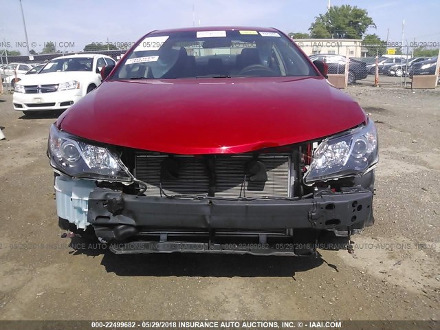 4T1BF1FK5EU855309 - 2014 TOYOTA CAMRY L/SE/LE/XLE RED photo 6