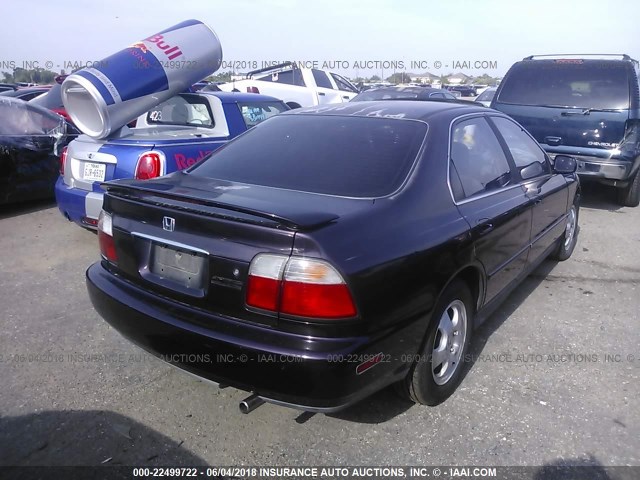 1HGCD5601VA251666 - 1997 HONDA ACCORD SE BURGUNDY photo 4