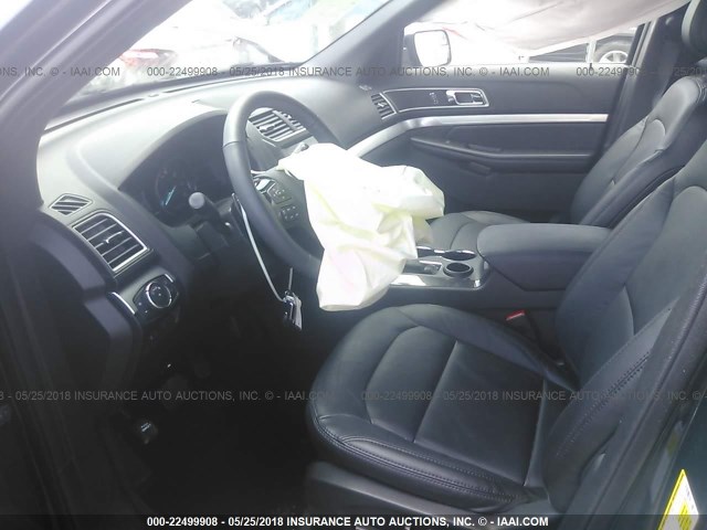 1FM5K7D81HGE33706 - 2017 FORD EXPLORER XLT შავი ფოტო 5