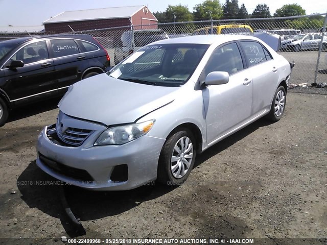 2T1BU4EE9DC987198 - 2013 TOYOTA COROLLA S/LE SILVER photo 2