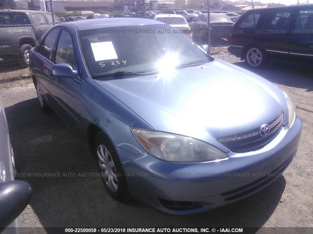 JTDBE32K520125234 - 2002 TOYOTA CAMRY LE/XLE/SE შავი ფოტო 1