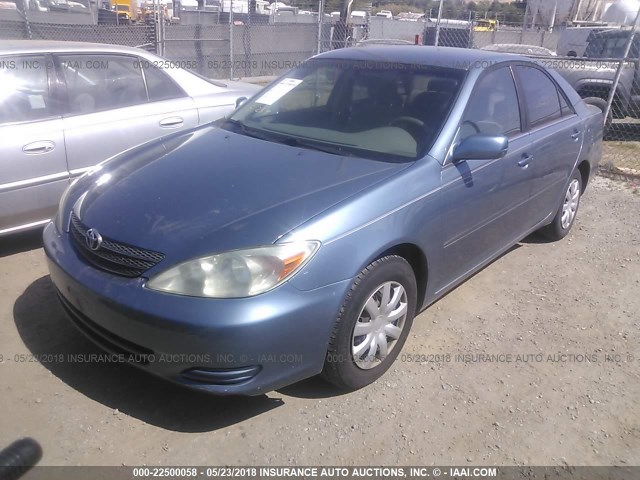 JTDBE32K520125234 - 2002 TOYOTA CAMRY LE/XLE/SE შავი ფოტო 2