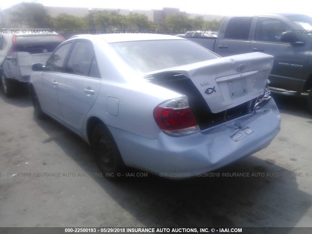 JTDBE32K863058343 - 2006 TOYOTA CAMRY LE/XLE BLUE photo 3