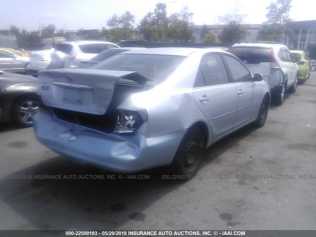 JTDBE32K863058343 - 2006 TOYOTA CAMRY LE/XLE BLUE photo 4