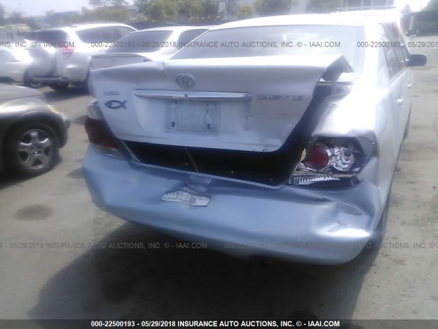 JTDBE32K863058343 - 2006 TOYOTA CAMRY LE/XLE BLUE photo 6