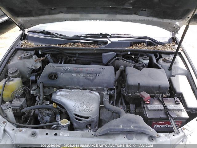 JTDBE32KX40299805 - 2004 TOYOTA CAMRY LE/XLE Արծաթագույն լուսանկար 10