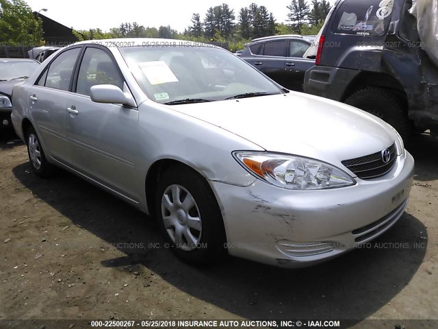 JTDBE32KX40299805 - 2004 TOYOTA CAMRY LE/XLE SILVER photo 6