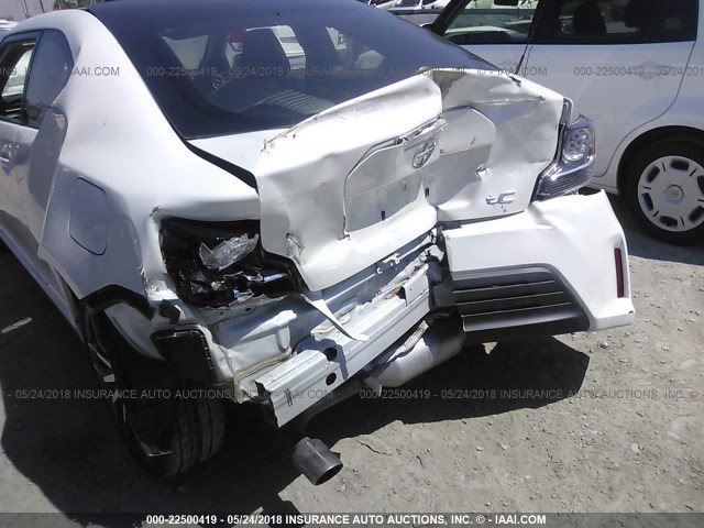 JTKJF5C77FJ002445 - 2015 TOYOTA SCION TC WHITE photo 6