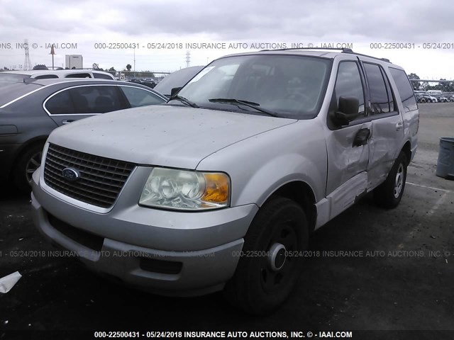 1FMRU15W63LB19197 - 2003 FORD EXPEDITION XLT შამპანური ფოტო 2