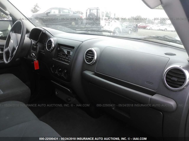 1FMRU15W63LB19197 - 2003 FORD EXPEDITION XLT შამპანური ფოტო 5