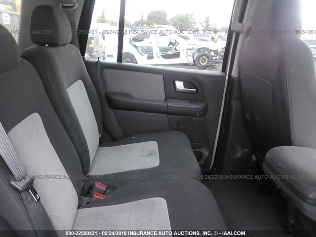 1FMRU15W63LB19197 - 2003 FORD EXPEDITION XLT Champagne photo 8