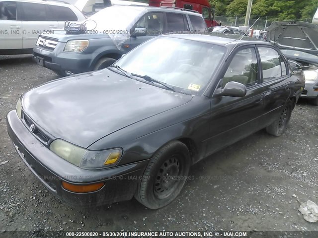 2T1BB02E6VC182828 - 1997 TOYOTA COROLLA DX GREEN photo 2