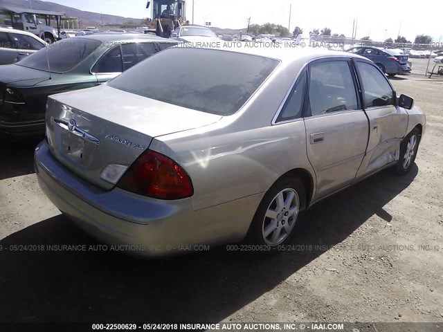 4T1BF28B42U223402 - 2002 TOYOTA AVALON XL/XLS GOLD photo 4