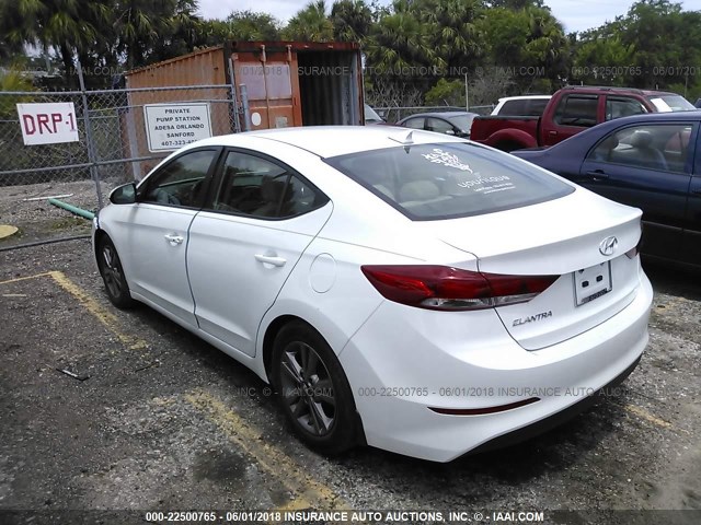 5NPD84LF7HH026594 - 2017 HYUNDAI ELANTRA SE/VALUE/LIMITED WHITE photo 3