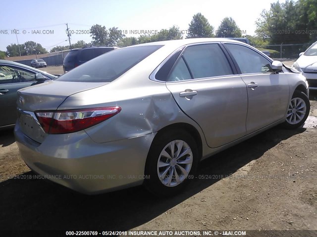 4T4BF1FK3FR473447 - 2015 TOYOTA CAMRY LE/XLE/SE/XSE GOLD photo 4