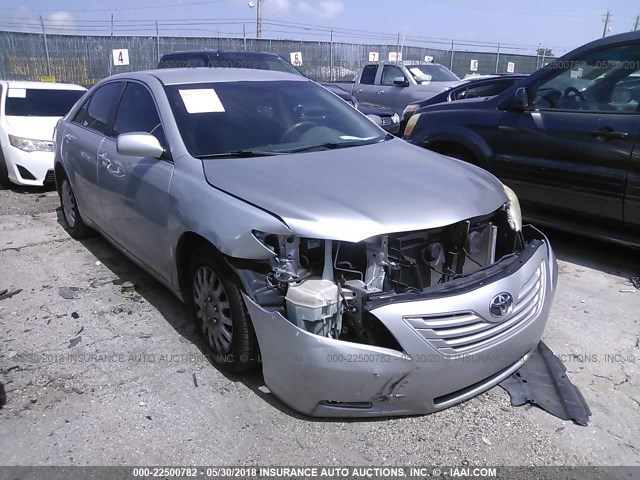 4T1BE46K97U506287 - 2007 TOYOTA CAMRY NEW GENERAT CE/LE/XLE/SE SILVER photo 1