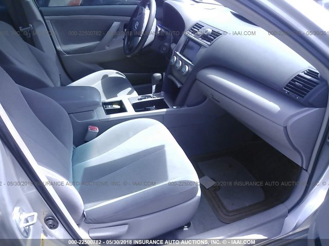 4T1BE46K97U506287 - 2007 TOYOTA CAMRY NEW GENERAT CE/LE/XLE/SE SILVER photo 5