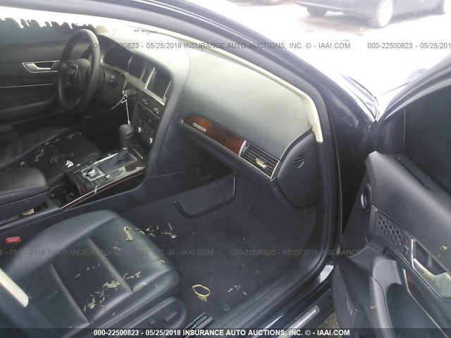 WAUKGAFB0AN061160 - 2010 AUDI A6 PRESTIGE შავი ფოტო 5