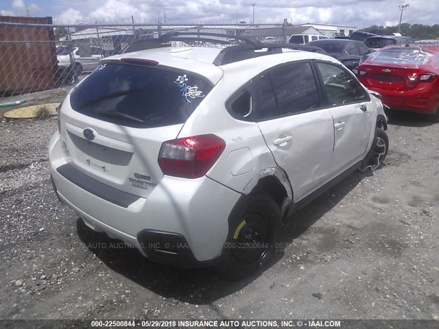 JF2GPANC4G8221469 - 2016 SUBARU CROSSTREK LIMITED WHITE photo 4