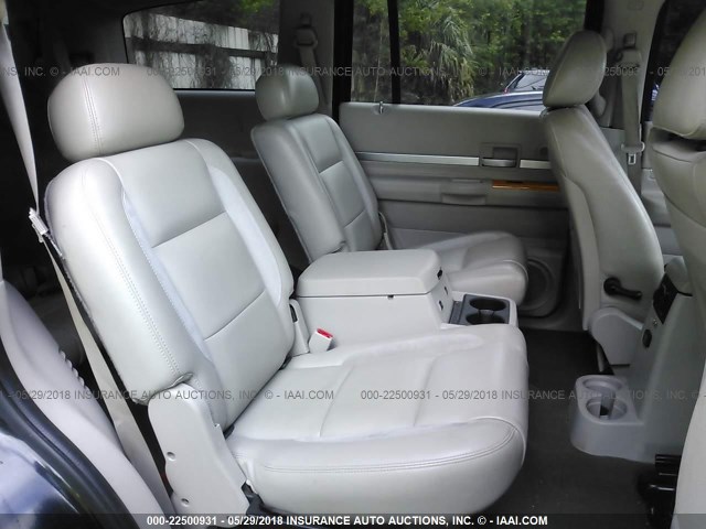 1A8HW58258F101038 - 2008 CHRYSLER ASPEN LIMITED BLACK photo 8