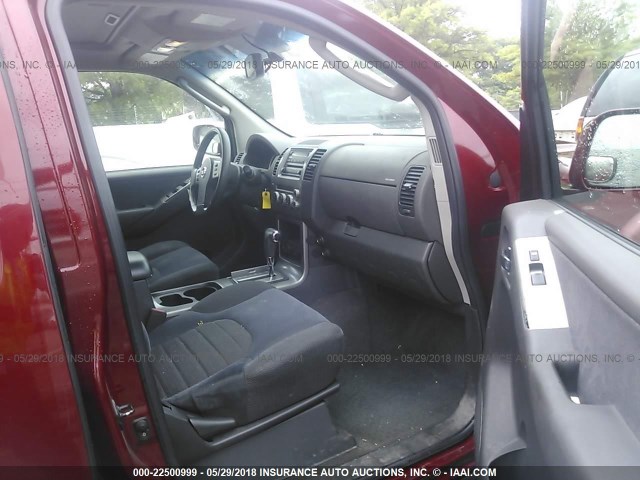 5N1AR18W56C652642 - 2006 NISSAN PATHFINDER LE/SE/XE BURGUNDY photo 5