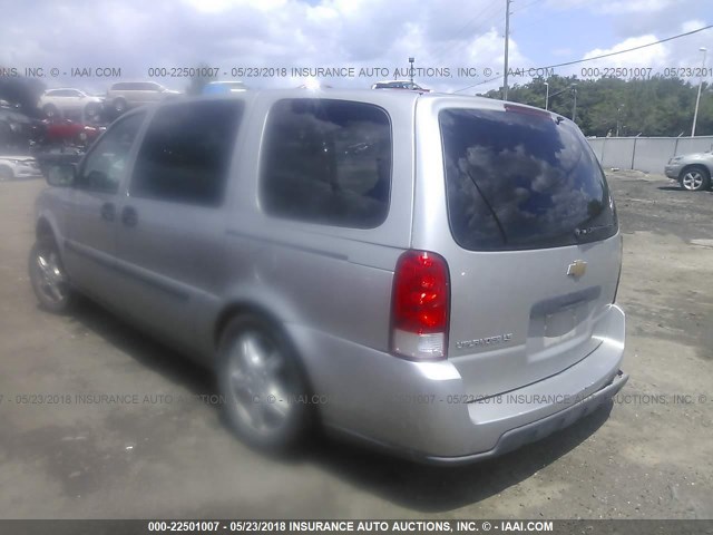 1GNDV23158D167954 - 2008 CHEVROLET UPLANDER LS SILVER photo 3