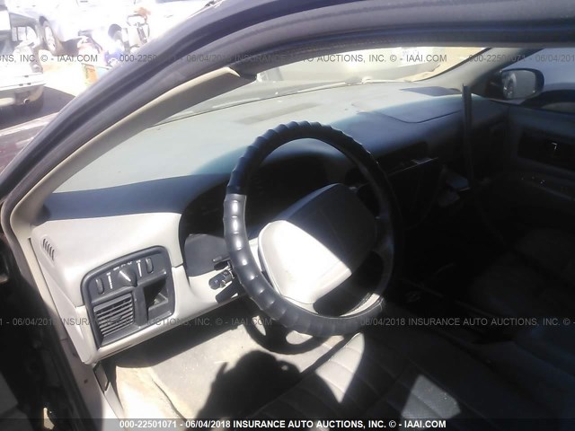 1G1BL52P4TR123073 - 1996 CHEVROLET CAPRICE / IMPALA CLASSIC/SS MAROON photo 5