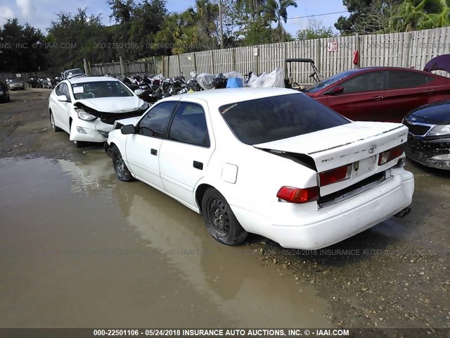 4T1BG22KXYU990377 - 2000 TOYOTA CAMRY CE/LE/XLE 白色 照片 3